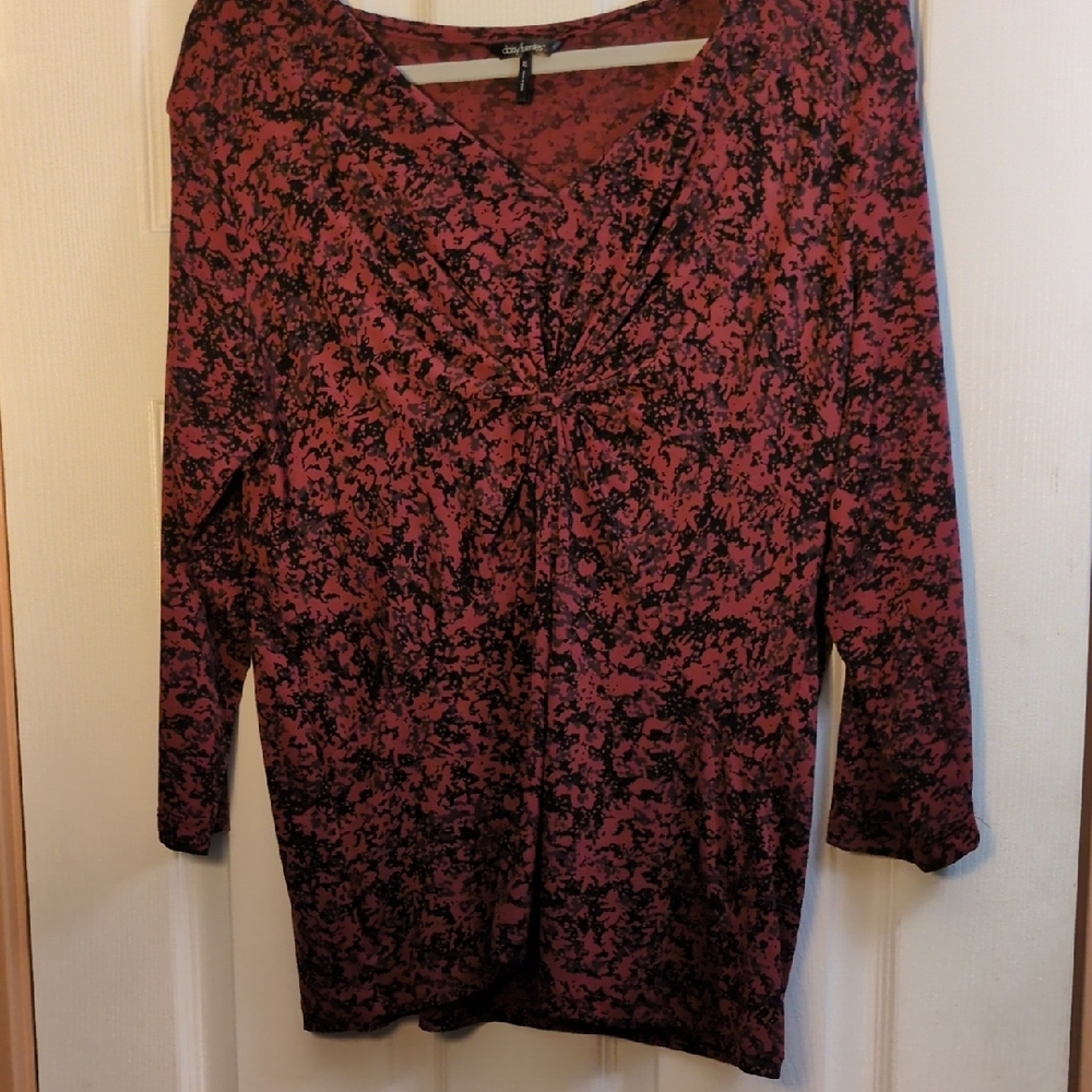 Daisy Fuentes Black and Pink Floral Blouse